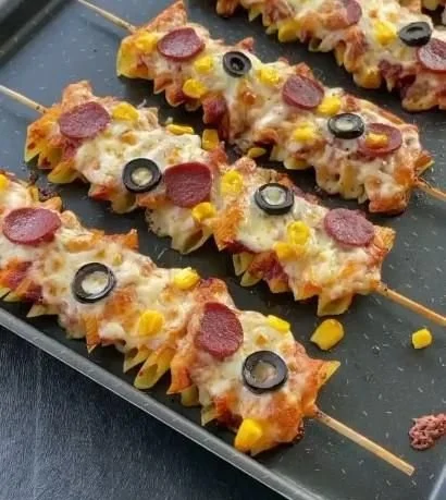 Yummy 😋 2 Deliciously yummy dishes that are sure to please your palate.
