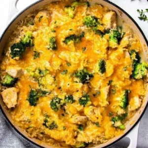 Cheesy Broccoli Chicken and Rice Casserole | Recipe | Chicken dishes recipes, Chicken dinner recipes 4 Cheesy broccoli chicken casserole served with rice in a dish