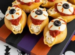 Halloween Dinner Ready in 20 Minutes 4 Quick Halloween dinner ideas ready in 20 minutes with spooky themes