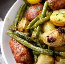 One Pan Sausage, Green Beans, and Potatoes 4 One Pan Sausage, Green Beans, and Potatoes dish ready to serve.