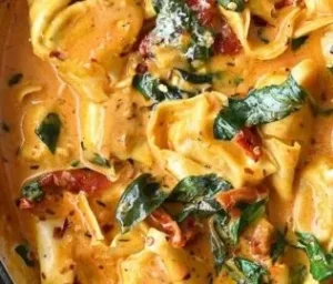 One-Pot Marry Me Tortellini 5 Creamy One-Pot Marry Me Tortellini dish ready to serve.