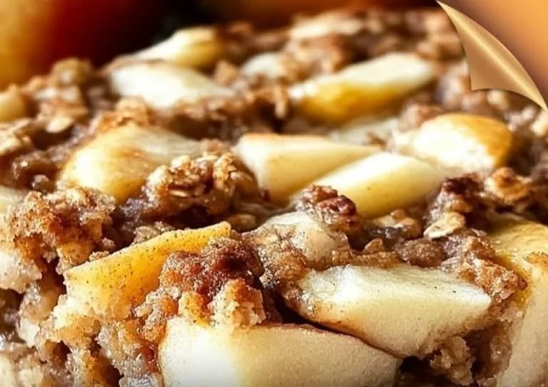 Easy oatmeal apple breakfast bake with fresh apples and oats